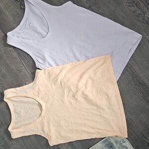 Universal Thread Lavender and Coral Tank Tops Woman's